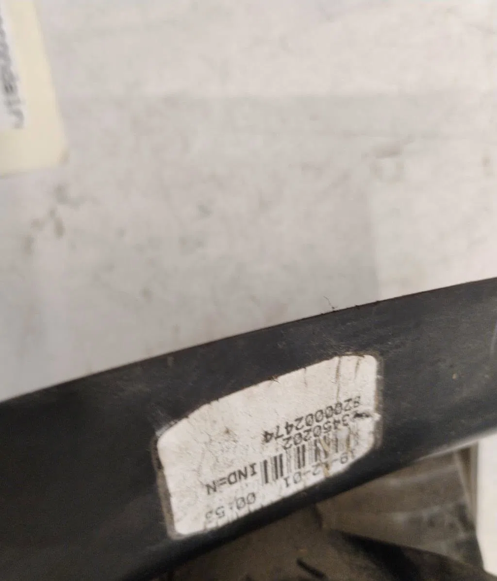 Feu arrière intérieur droit Renault LAGUNA II (BG0-1_) 1.8 16v (bg04, bg0b, bg0c, bg0v) (2001-2005) occasion