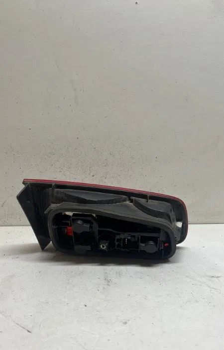 Feu arrière intérieur droit Renault LAGUNA II (BG0-1_) 1.9 dci (bg08, bg0g) (2001-2007) occasion