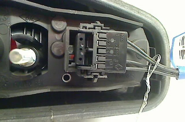 Feu arrière intérieur droit Renault LAGUNA II (BG0-1_) 1.9 dci (bg1a, bg1v) (2005-2007) occasion