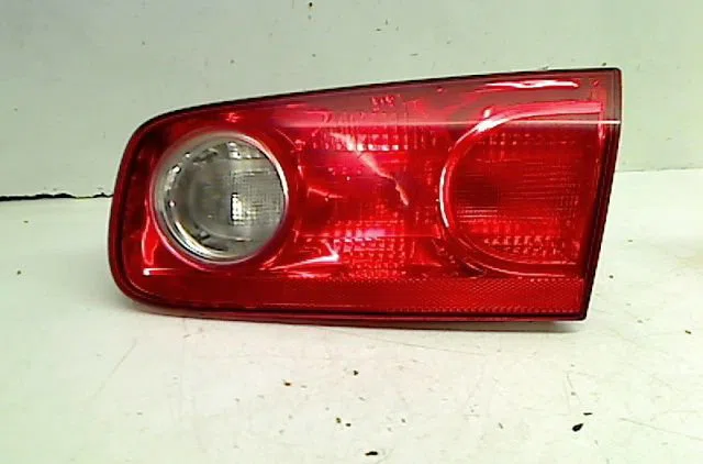 Feu arrière intérieur droit Renault LAGUNA II (BG0-1_) 1.9 dci (bg1a, bg1v) (2005-2007) occasion