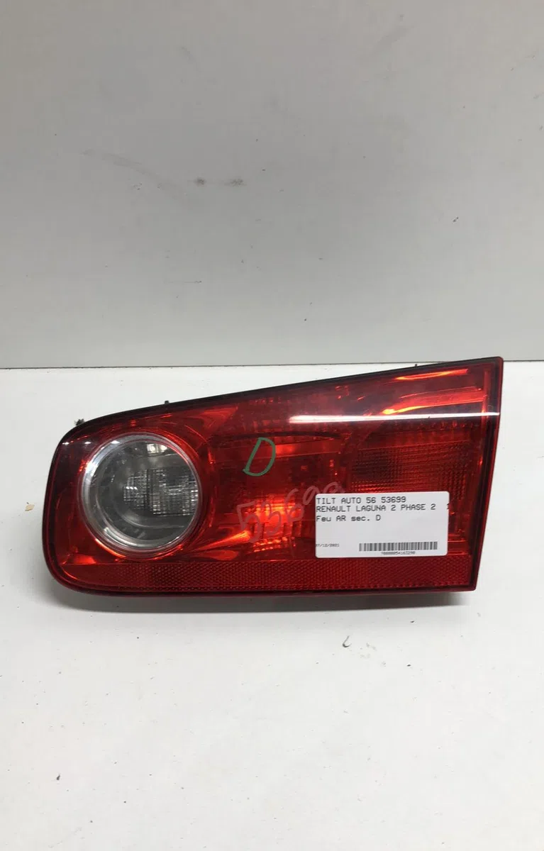Feu arrière intérieur droit Renault LAGUNA II (BG0-1_) 1.9 dci (bg1a, bg1w, bg0g) (2005-2007) occasion