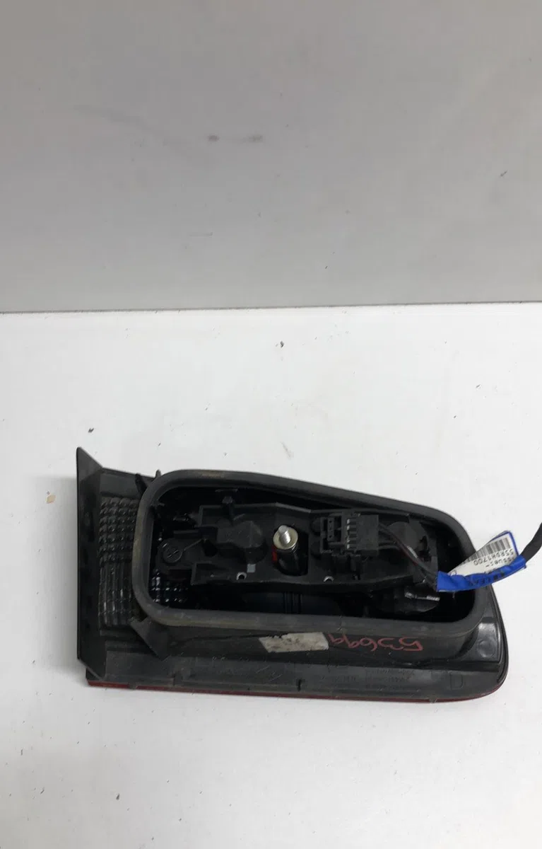 Feu arrière intérieur droit Renault LAGUNA II (BG0-1_) 1.9 dci (bg1a, bg1w, bg0g) (2005-2007) occasion