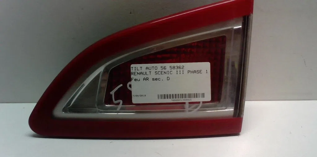 Feu arrière intérieur droit Renault SCÉNIC III (JZ0-1_) 1.5 dci (2009) 5 portes occasion