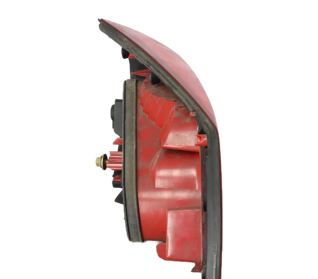 Feu arrière intérieur droit Renault VEL SATIS (BJ0_) 2.2 dci (bj0m) (2004) occasion
