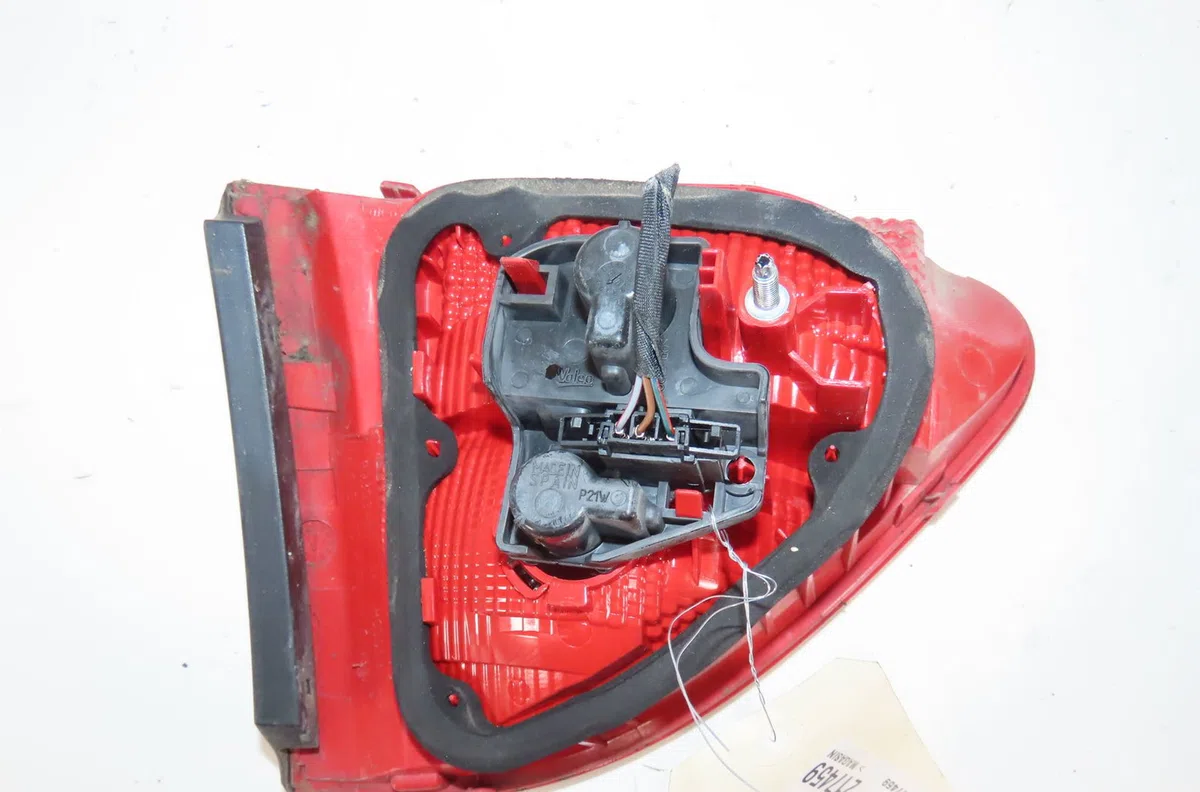Feu arrière intérieur droit Seat EXEO (3R2) 2.0 tdi (2008-2013) occasion