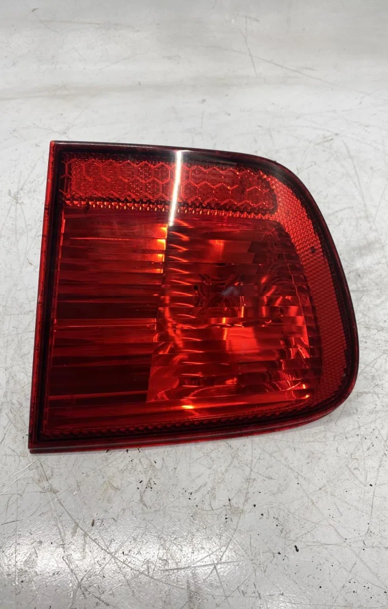 Feu arrière intérieur droit Seat IBIZA II (6K1) 1.4 16v (2000-2002) occasion