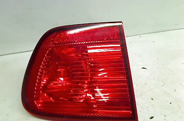 Feu arrière intérieur droit SEAT IBIZA occasion