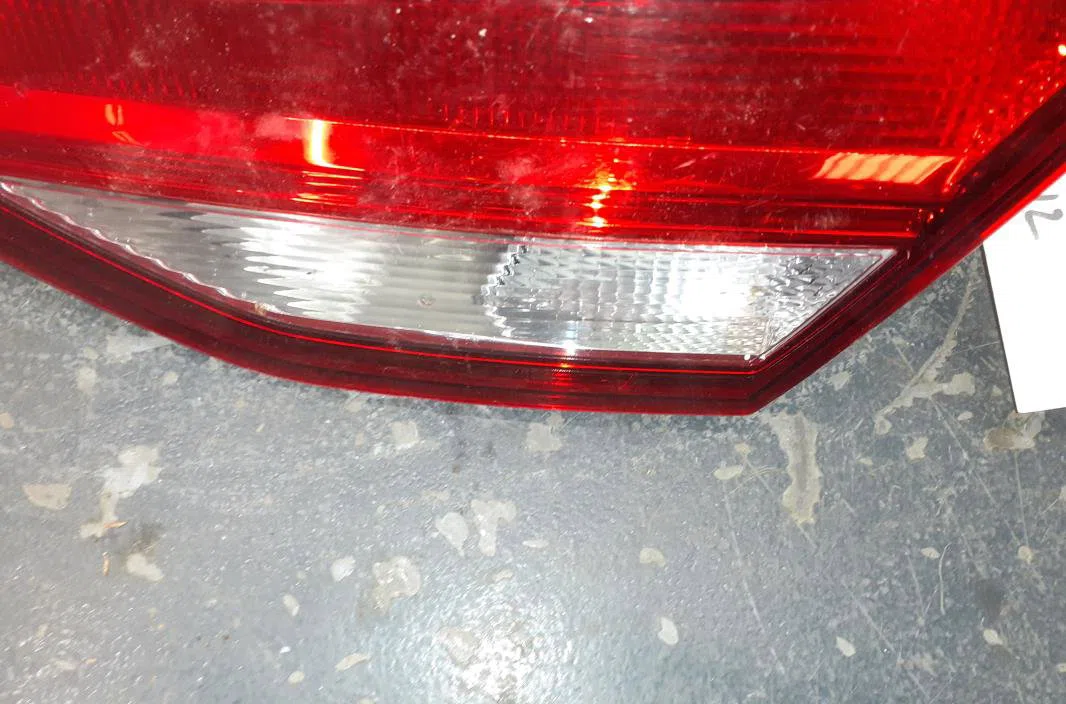 Feu arrière intérieur droit Seat LEON (5F1) 1.6 tdi (2012-2020) occasion