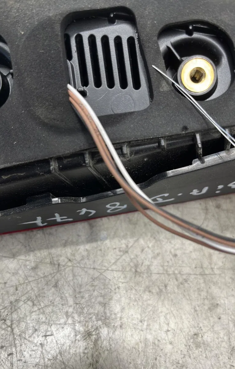 Feu arrière intérieur droit Skoda FABIA IV (PJ3) 1.0 tsi (2021) occasion