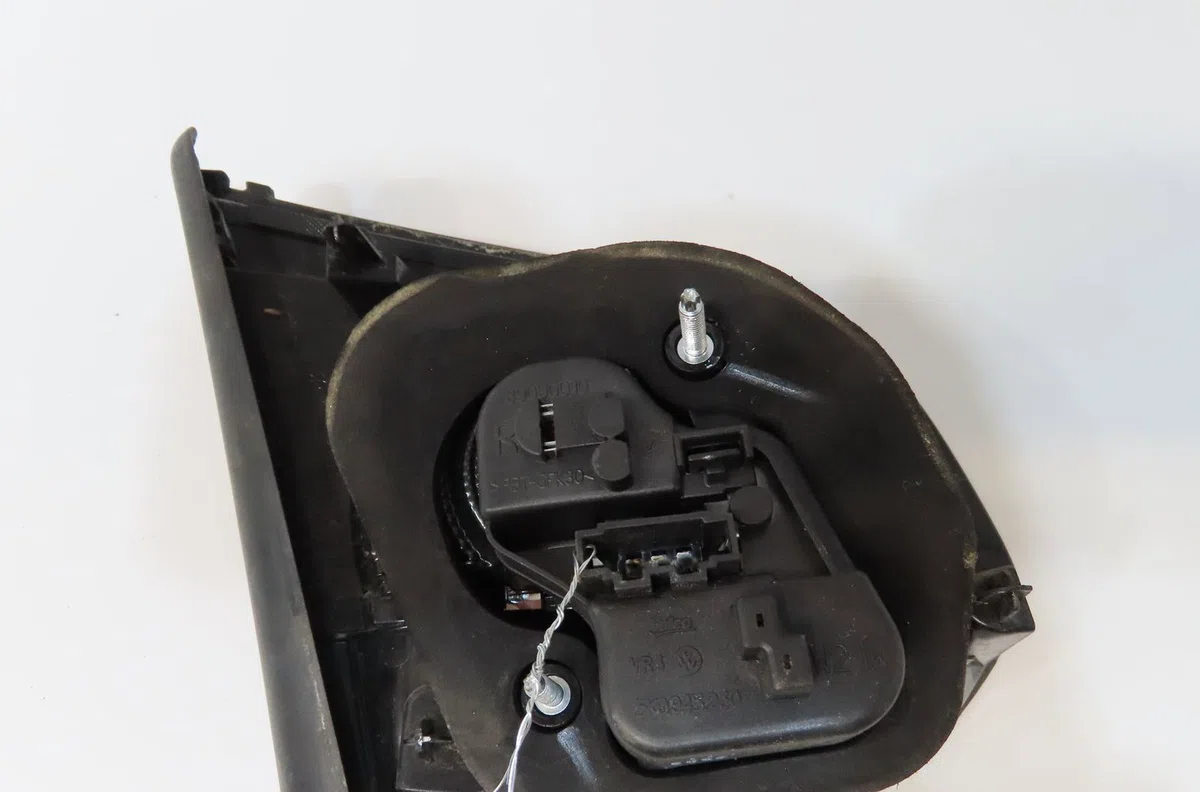 Feu arrière intérieur droit Volkswagen GOLF VI (5K1) 1.4 (2008-2012) 5 portes occasion
