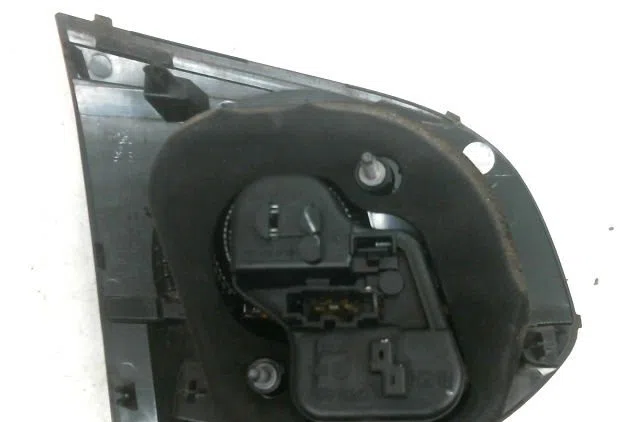 Feu arrière intérieur droit Volkswagen GOLF VI (5K1) 1.4 tsi (2008-2012) 5 portes occasion