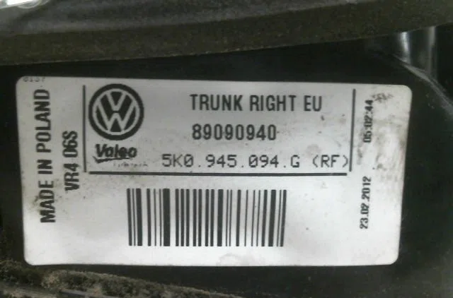 Feu arrière intérieur droit Volkswagen GOLF VI (5K1) 1.4 tsi (2008-2012) 5 portes occasion