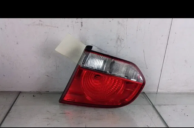 Feu arrière intérieur droit Volkswagen GOLF VI (5K1) 1.4 tsi (2008-2012) 5 portes occasion