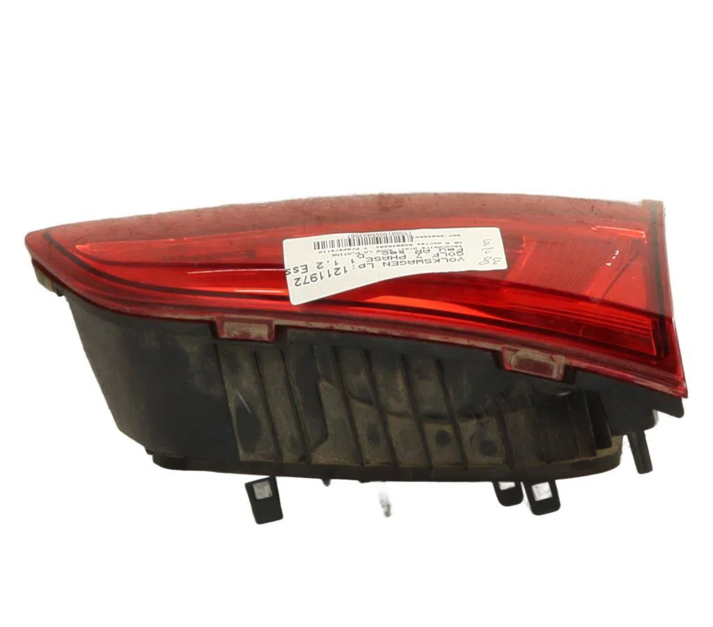 Feu arrière intérieur droit Volkswagen GOLF VII (5G1, BQ1, BE1, BE2) 1.2 tsi (2012-2017) occasion