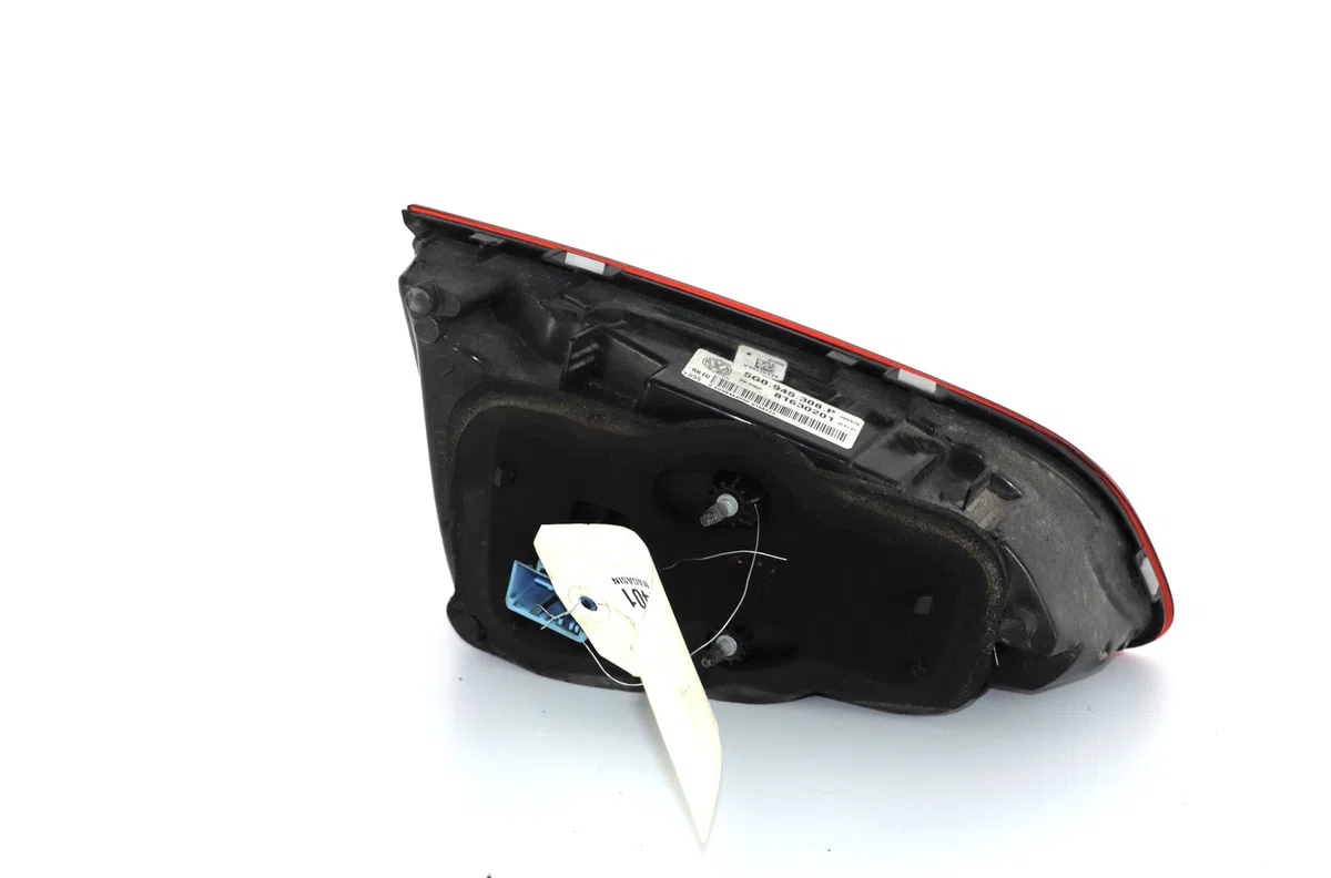 Feu arrière intérieur droit Volkswagen GOLF VII (5G1, BQ1, BE1, BE2) 2.0 tdi (2012-2020) 5 portes occasion