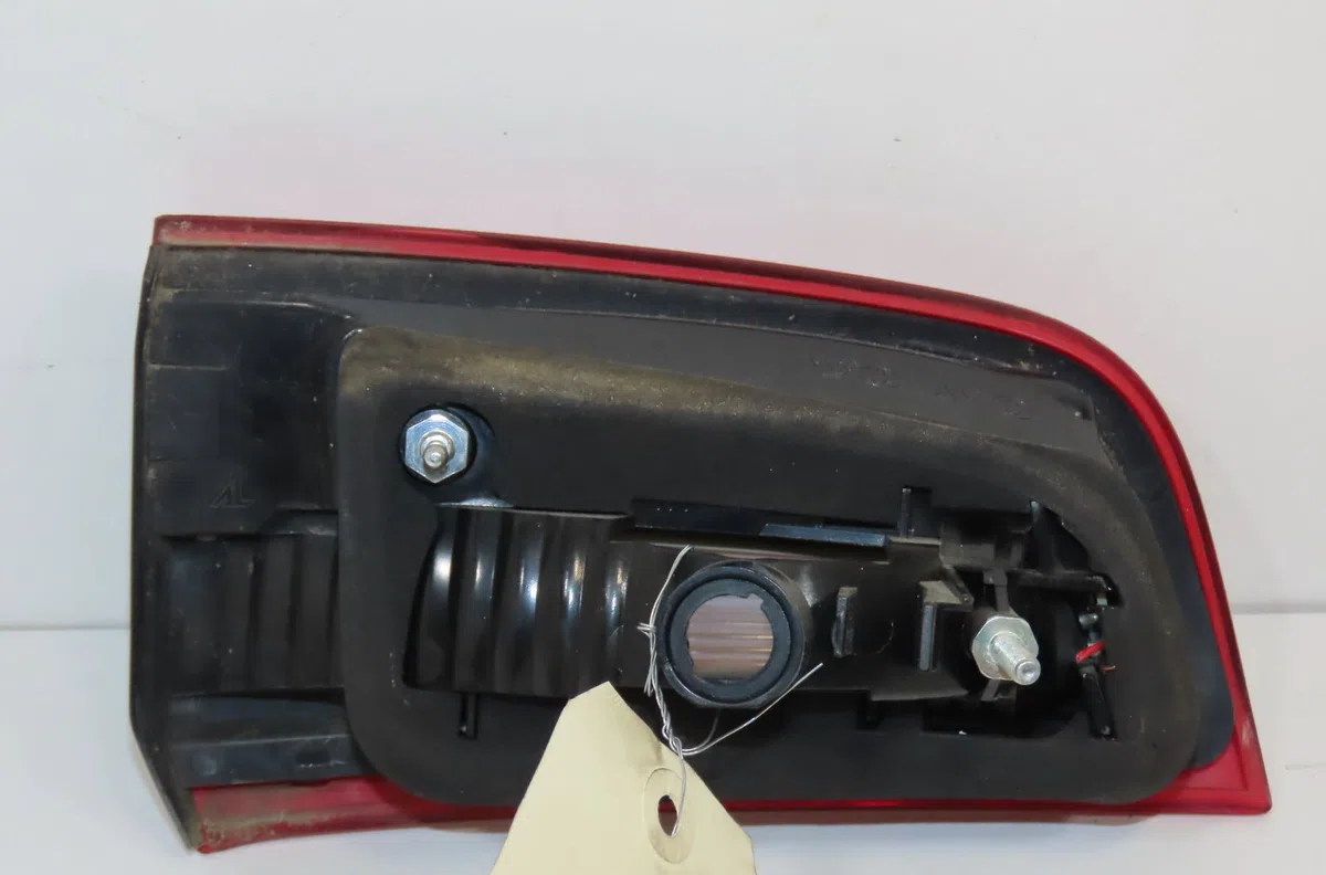 Feu arrière intérieur droit Volvo S60 II (134) D3 (2010-2014) occasion
