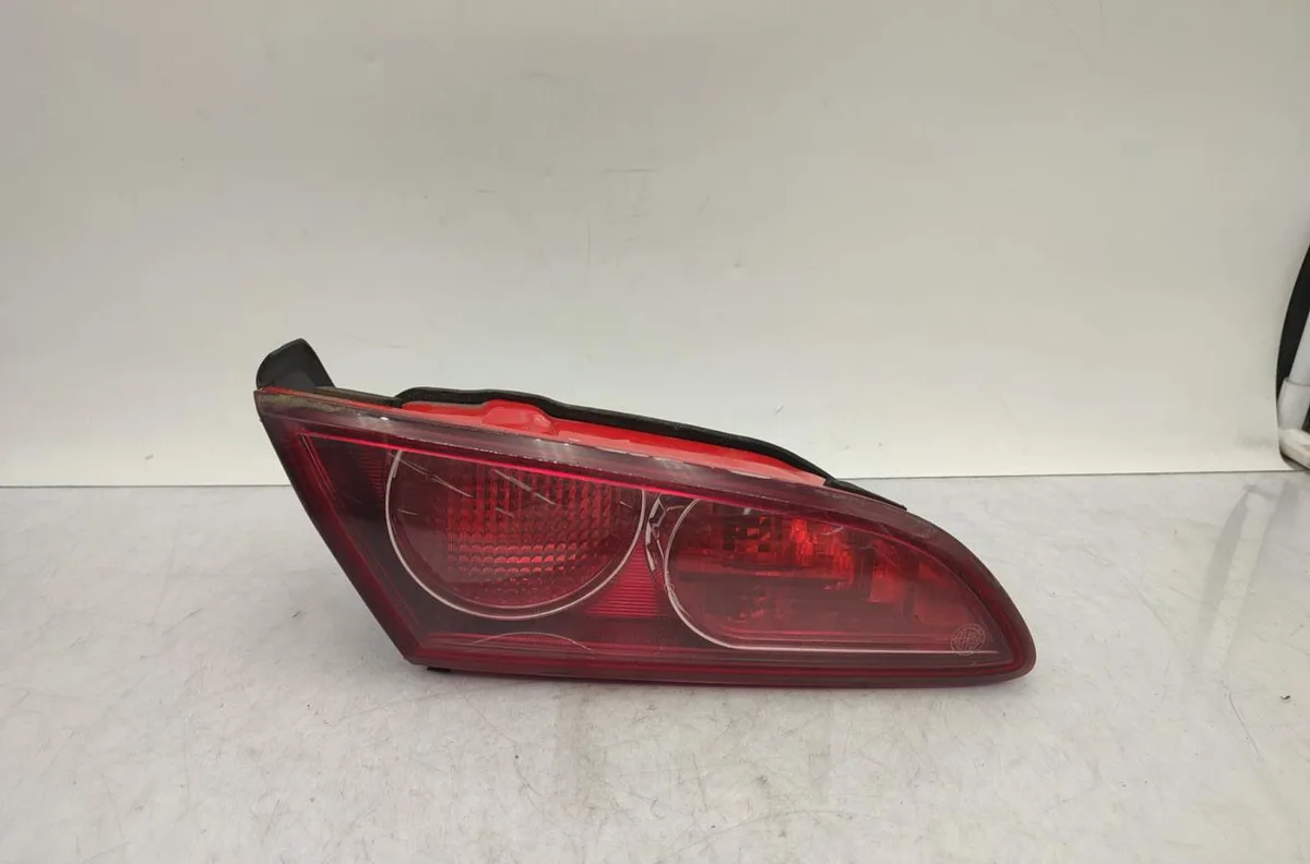 Feu arrière interieur gauche ALFA ROMEO 159 occasion