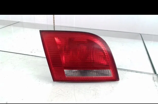 Feu arrière interieur gauche AUDI A3 occasion