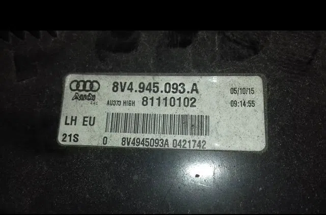 Feu arrière interieur gauche Audi A3 Sportback (8VA, 8VF) 2.0 tdi (2012-2020) 5 portes occasion