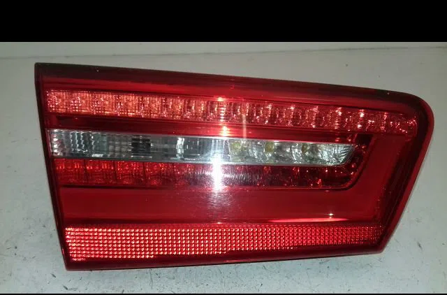 Feu arrière interieur gauche Audi A6 C7 Avant (4G5, 4GD) 3.0 tdi (2011-2018) occasion