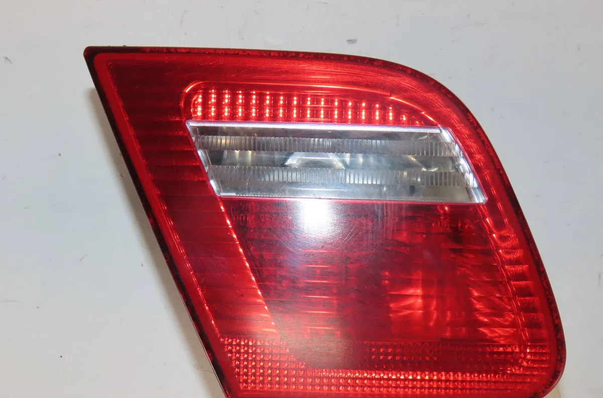 Feu arrière interieur gauche Bmw 3 Coupé (E46) 320 cd (2003-2006) occasion