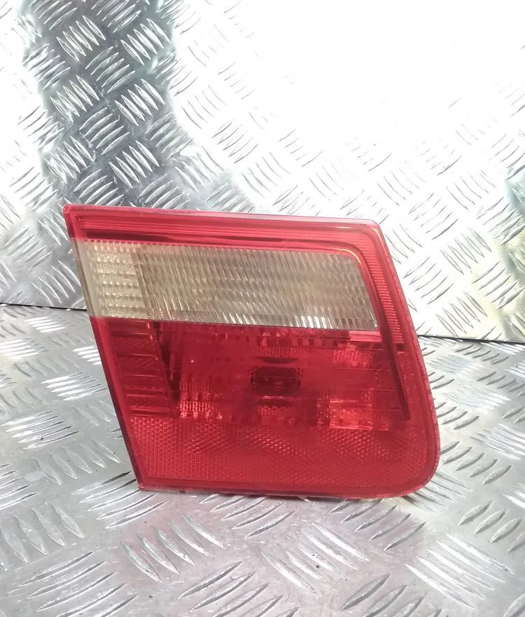 Feu arrière interieur gauche Bmw 3 Touring (E46) 330 d (1999-2005) occasion