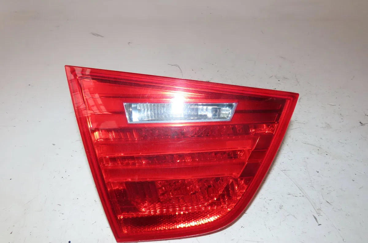 Feu arrière interieur gauche Bmw 3 Touring (E91) 318 d (2005-2007) occasion
