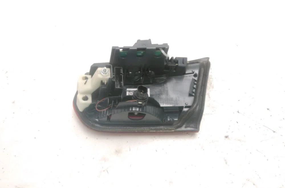 Feu arrière interieur gauche Bmw 3 Touring (F31) 316 d (2012-2019) occasion
