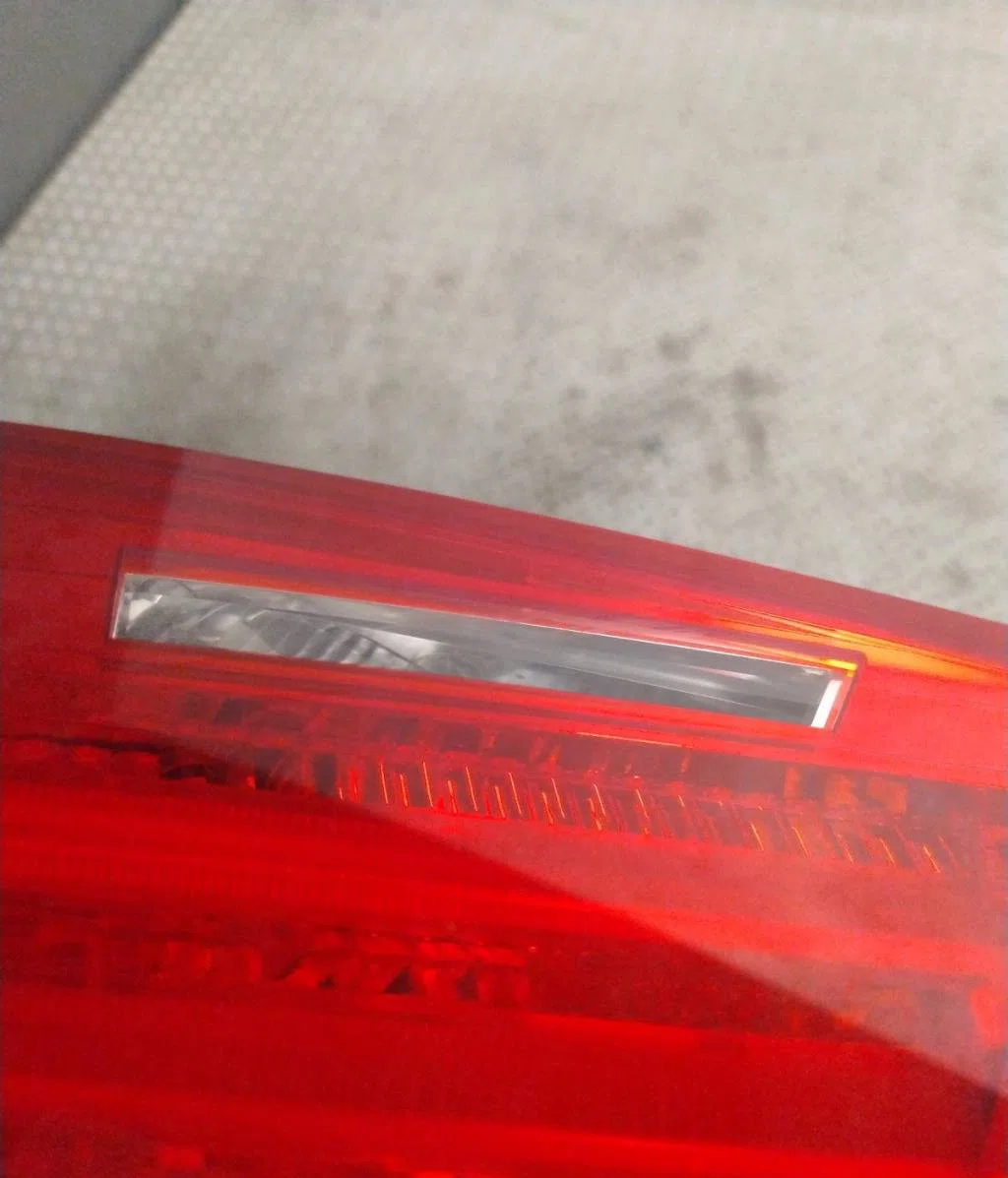 Feu arrière interieur gauche BMW SERIE 3 E91  SERIE 3 E91 TOURING PHASE 2 BREAK occasion