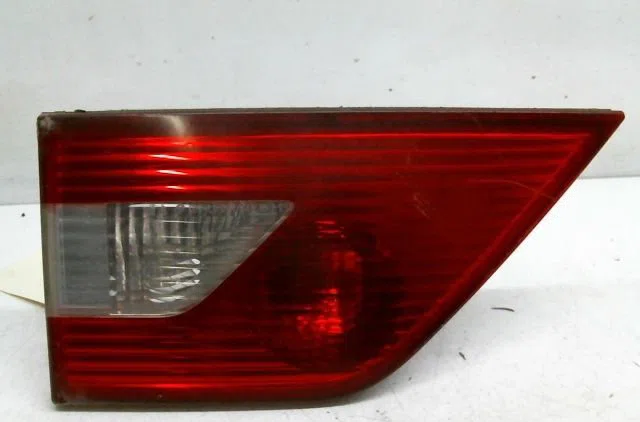 Feu arrière interieur gauche Bmw X3 (E83) 2.0 d (2004-2007) occasion