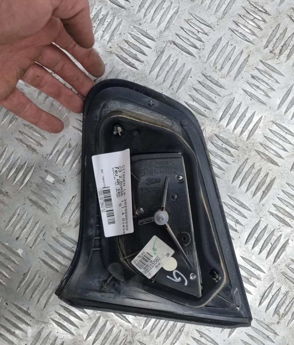 Feu arrière interieur gauche CITROEN C3 2 PHASE 1 occasion