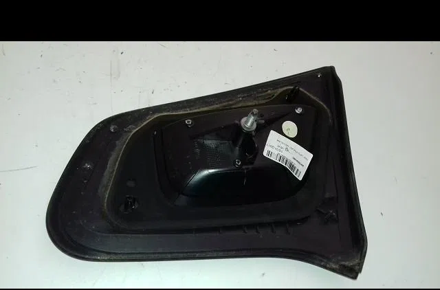 Feu arrière interieur gauche Citroën C3 II (SC_) 1.2 vti 82 (2012-2016) 5 portes occasion