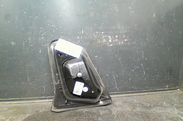 Feu arrière interieur gauche Citroën C3 II (SC_) 1.4 (2009-2016) 5 portes occasion