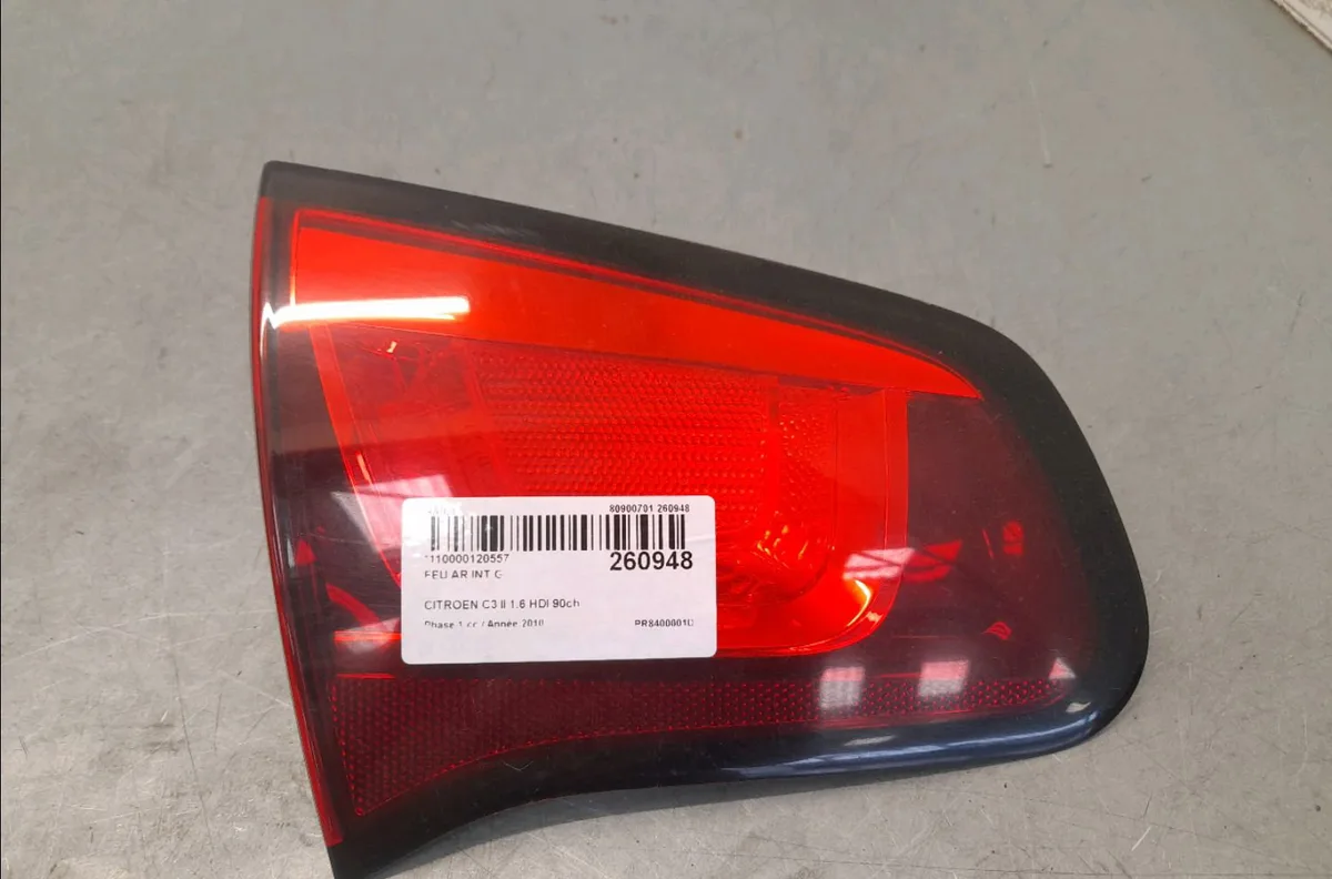 Feu arrière interieur gauche Citroen C3 II (SC_) 1.6 hdi (2009-2016) 5 portes occasion
