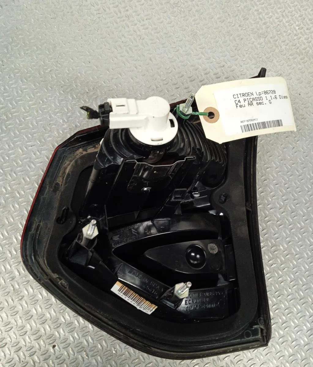 Feu arrière interieur gauche CITROEN C4 PICASSO 1  C4 PICASSO 1 occasion
