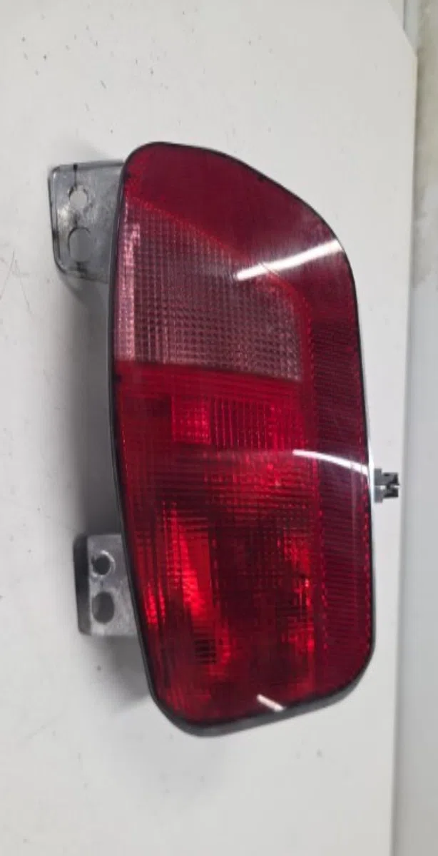 Feu arrière interieur gauche CITROEN C4 PICASSO 2 PHASE 1 occasion