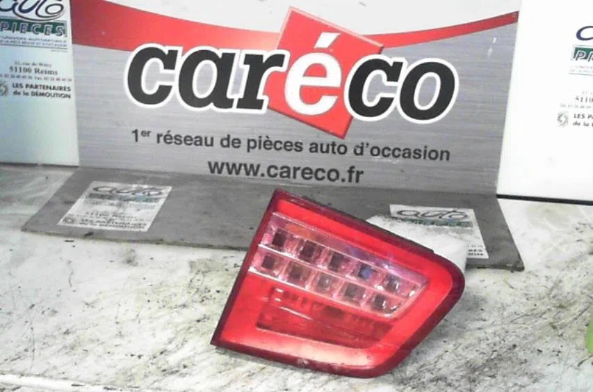 Feu arrière interieur gauche CITROEN C5 2  C5 2 occasion