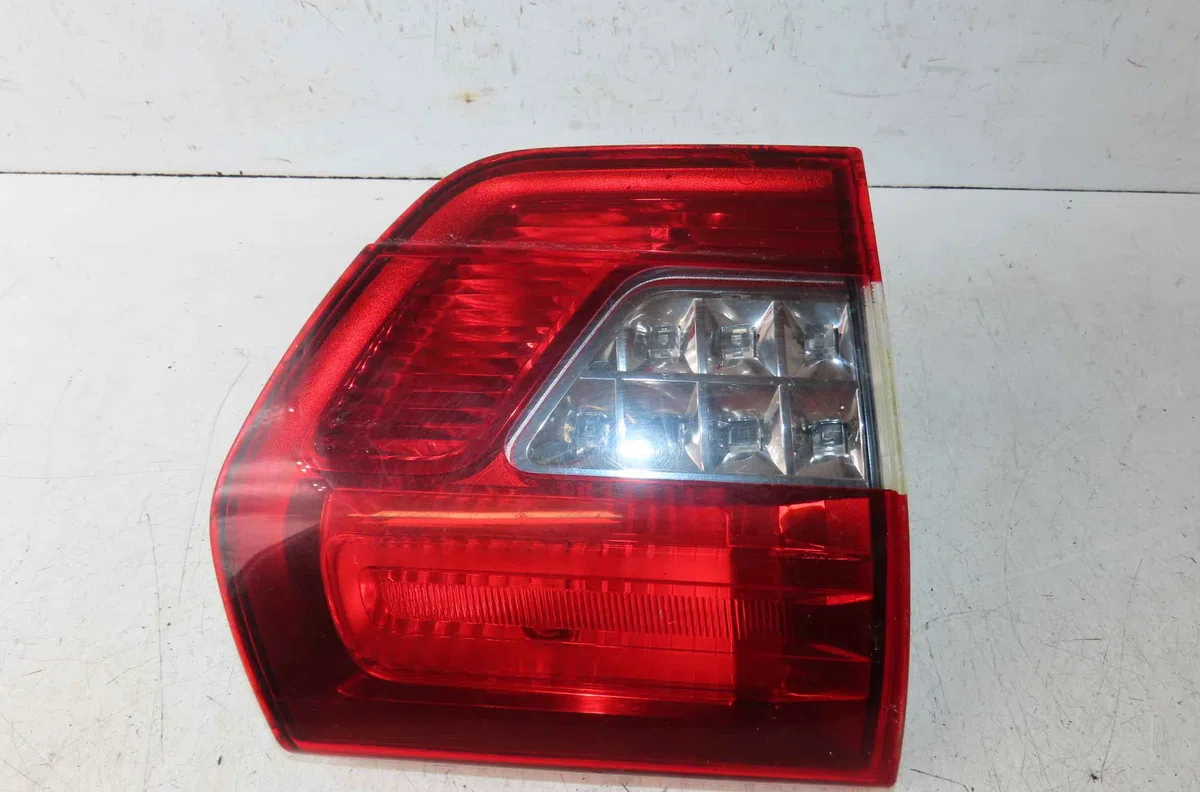 Feu arrière interieur gauche CITROEN C5 II occasion