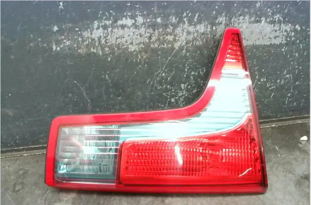 Feu arrière interieur gauche Citroën C5 II (RC_) 2.2 hdi (2006-2008) occasion