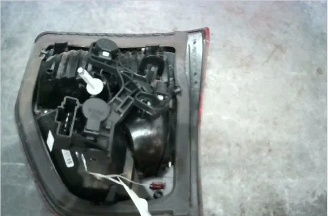 Feu arrière interieur gauche Citroën C5 III Break (RW_) 2.2 hdi 200 (2010) occasion