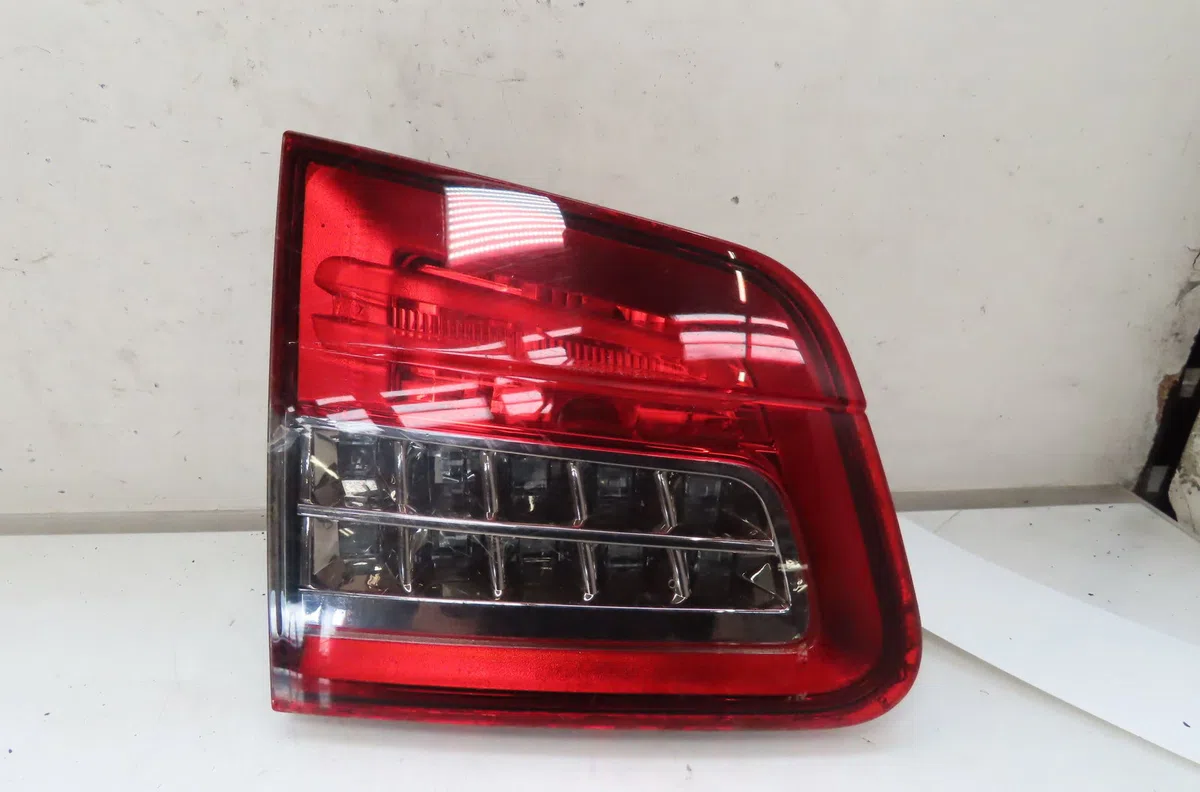Feu arrière interieur gauche Citroën C5 III (RD_) 2.0 hdi 150 - bluehdi 150 (rdrhea, rdrhe8) (2009-2015) occasion