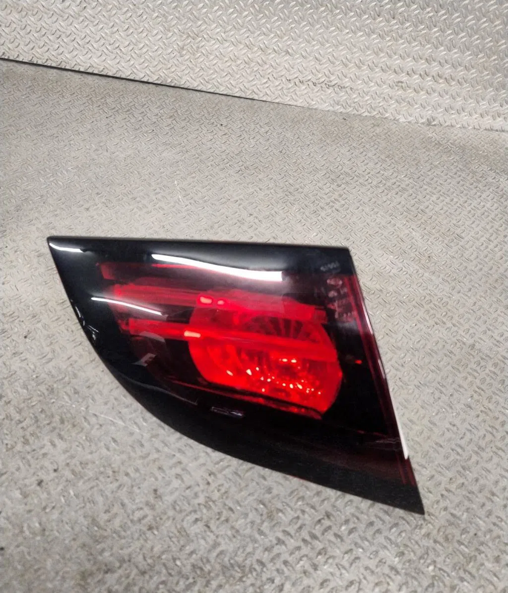 Feu arrière interieur gauche Citroen DS4 (NX_) 1.6 hdi 110 (2011-2015) occasion