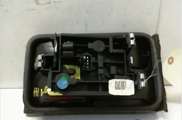 Feu arrière interieur gauche CITROEN XANTIA Phase 2 12-1997--06-2001 1.8i 16v occasion