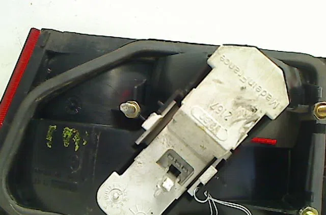 Feu arrière interieur gauche CITROEN XM occasion