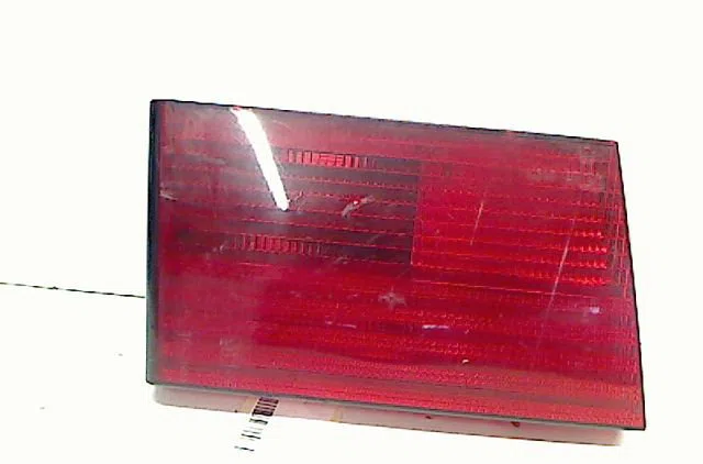 Feu arrière interieur gauche CITROEN XM occasion