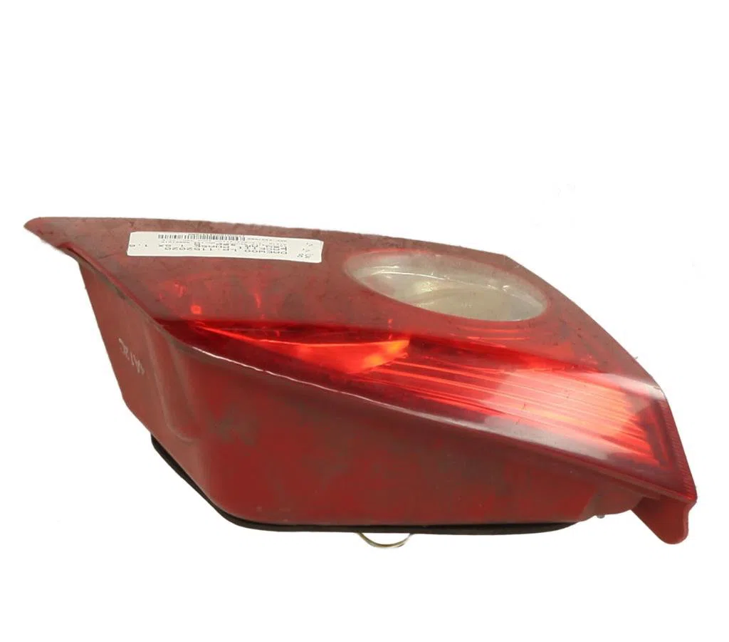 Feu arrière interieur gauche Daewoo LACETTI 3-5 portes (KLAN) 1.6 (2004) occasion