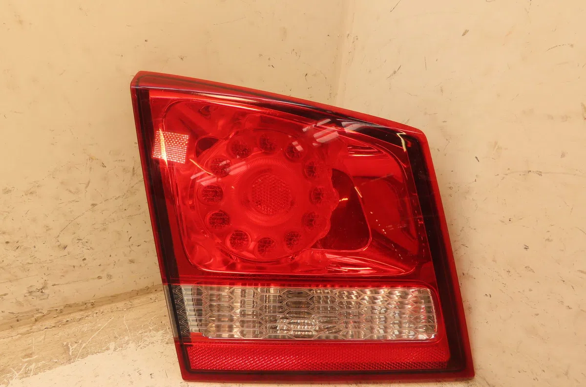 Feu arrière interieur gauche Fiat FREEMONT (345_) 2.0 jtd (2011) occasion