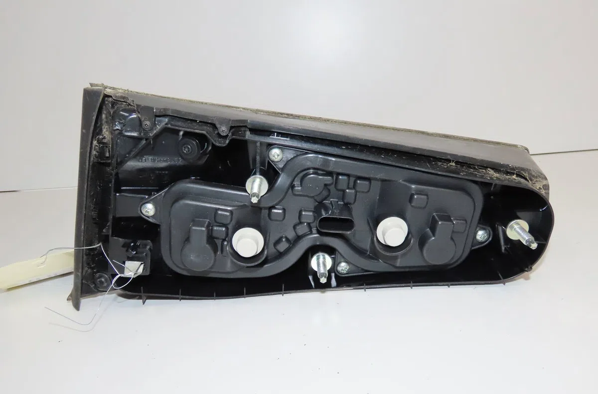 Feu arrière interieur gauche Fiat TIPO 3-5 portes (356_, 357_) 1.4 (356hxa1b) (2016-2020) occasion