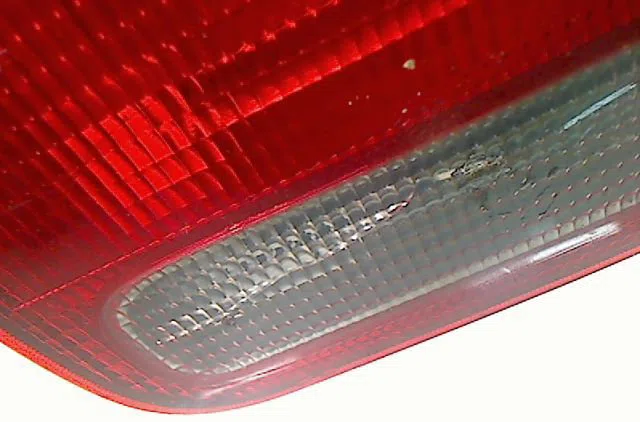 Feu arrière interieur gauche HONDA ACCORD VI 1998 occasion
