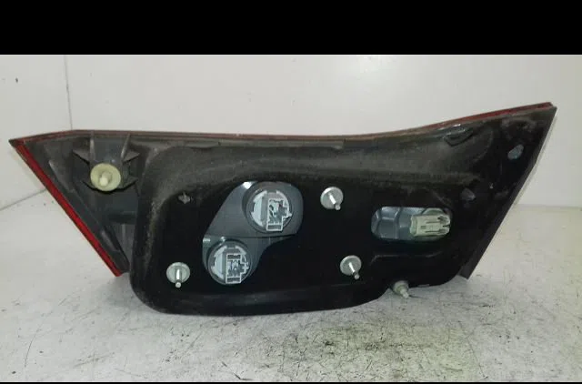Feu arrière interieur gauche Honda ACCORD VIII Break (CW) 2.0 i (cw1) (2008-2015) occasion